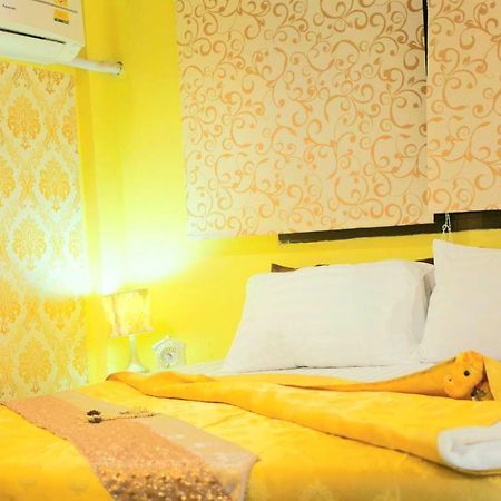 Menulis Coolly House Patong Bed and Breakfast Eksteriør billede