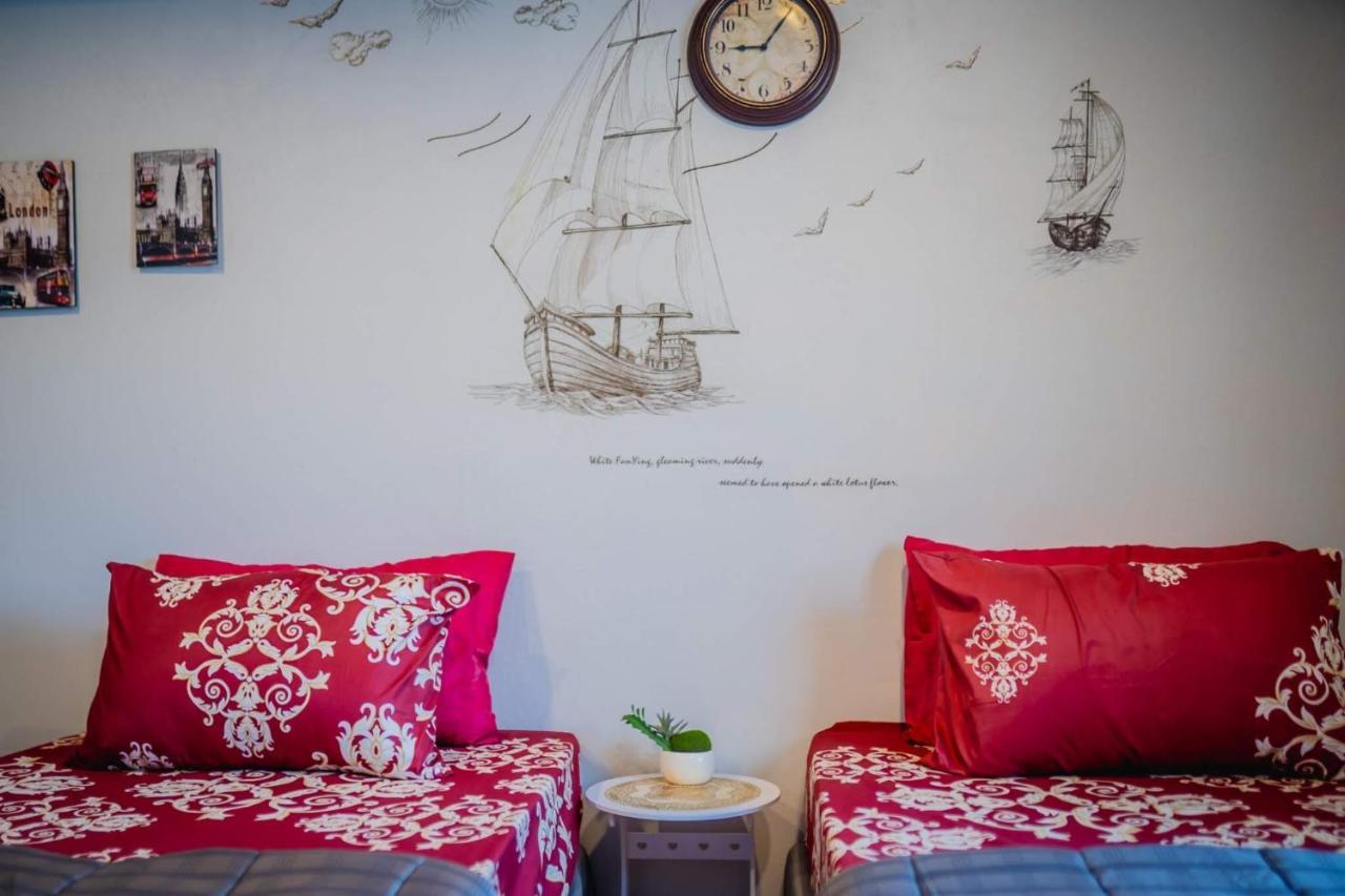 Menulis Coolly House Patong Bed and Breakfast Eksteriør billede