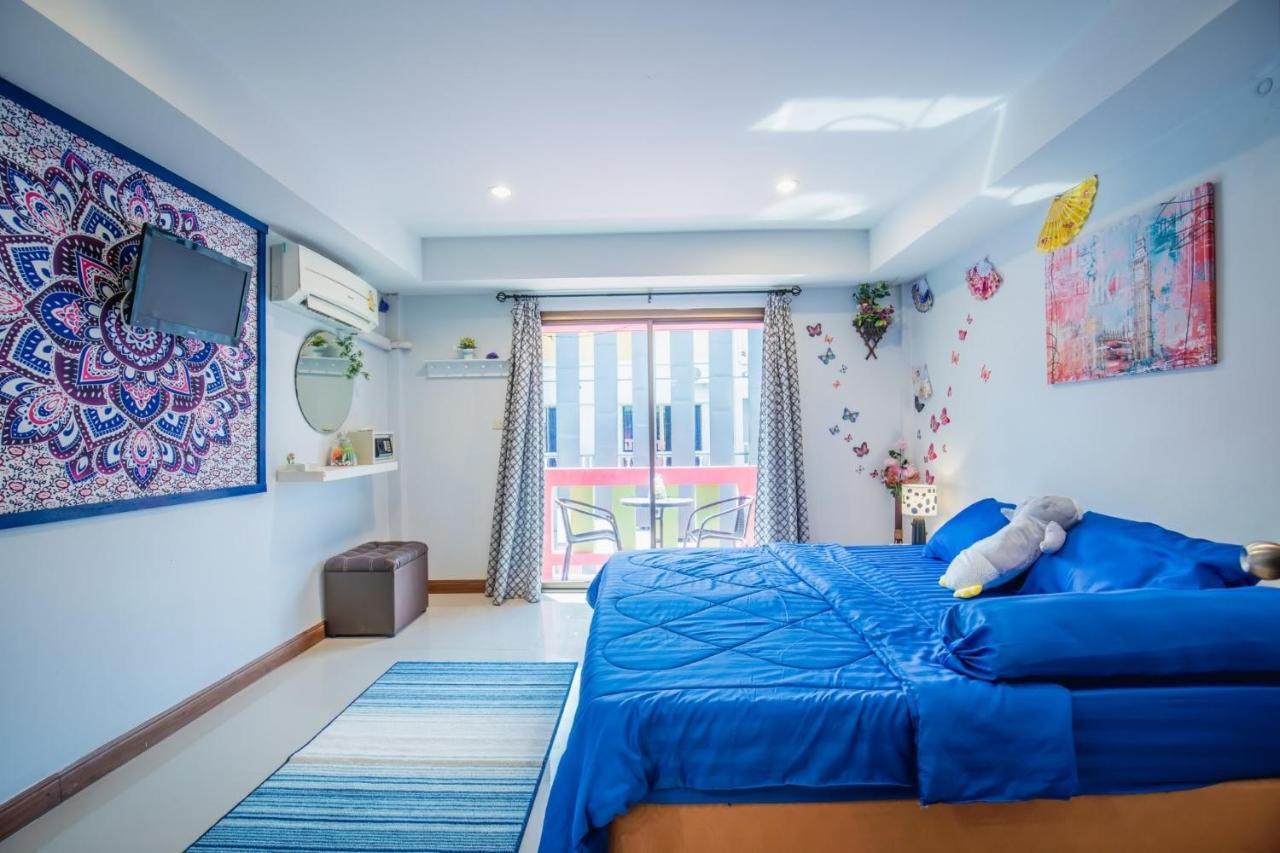 Menulis Coolly House Patong Bed and Breakfast Eksteriør billede