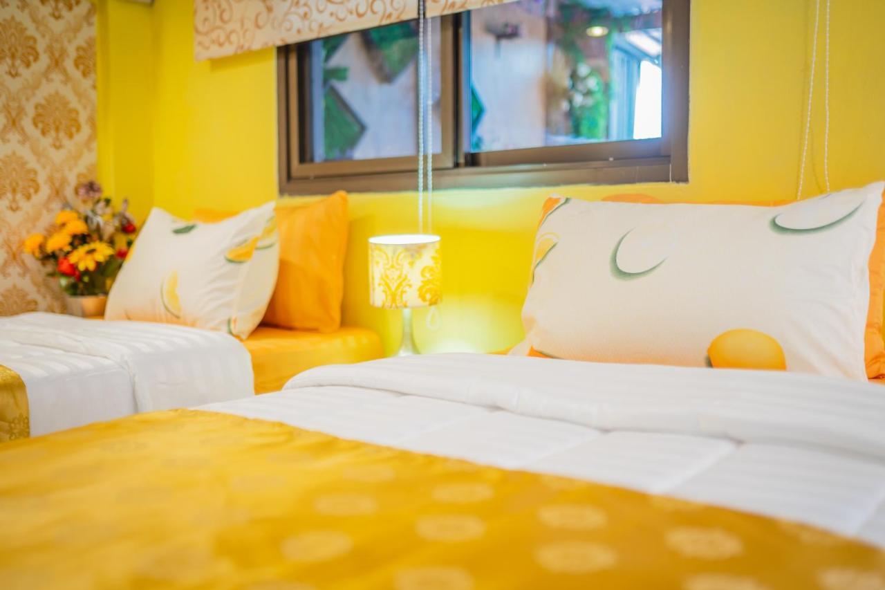 Menulis Coolly House Patong Bed and Breakfast Eksteriør billede