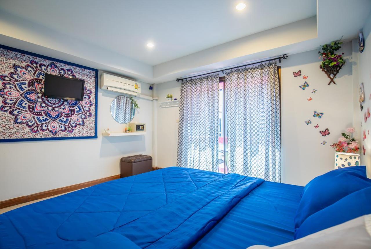 Menulis Coolly House Patong Bed and Breakfast Eksteriør billede